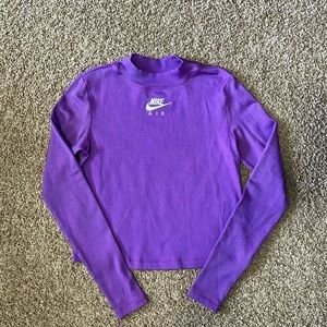 Women’s small Nike shirt